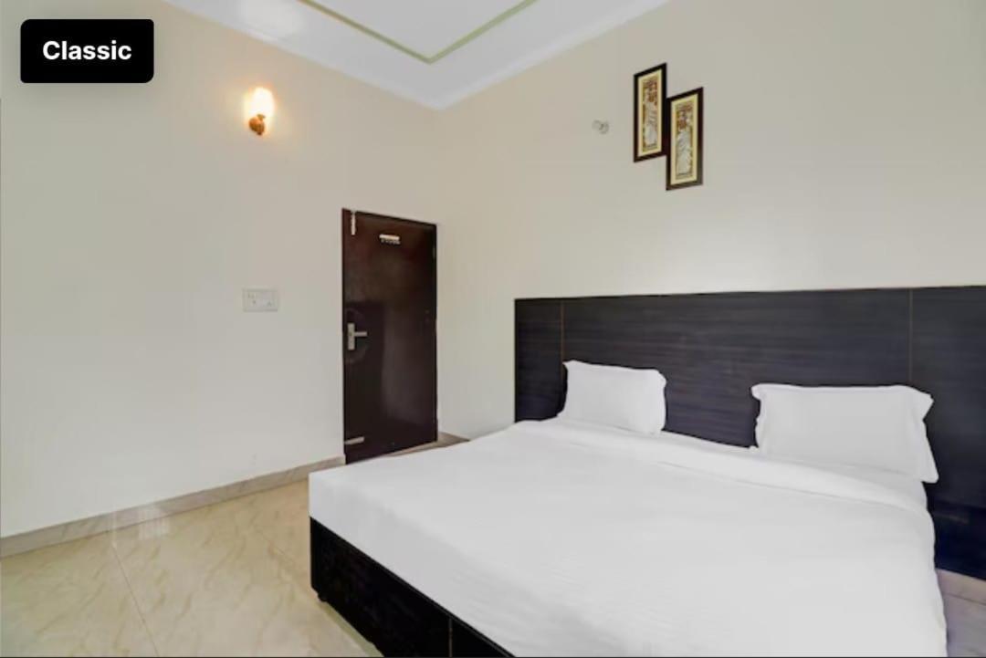 Hotel Olive Tree อัครา ภายนอก รูปภาพ