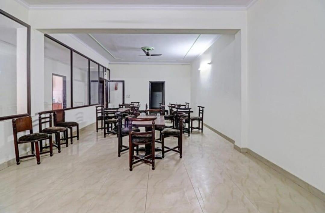 Hotel Olive Tree อัครา ภายนอก รูปภาพ